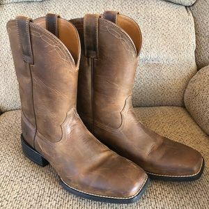 Ariat boots 8.5 men’s or 10.5 women’s